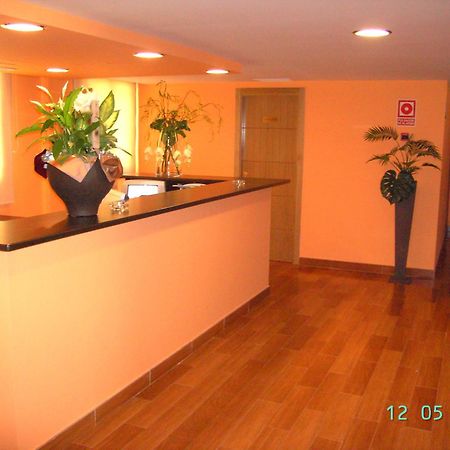 Hostal El Arco Mejorada Del Campo Eksteriør billede