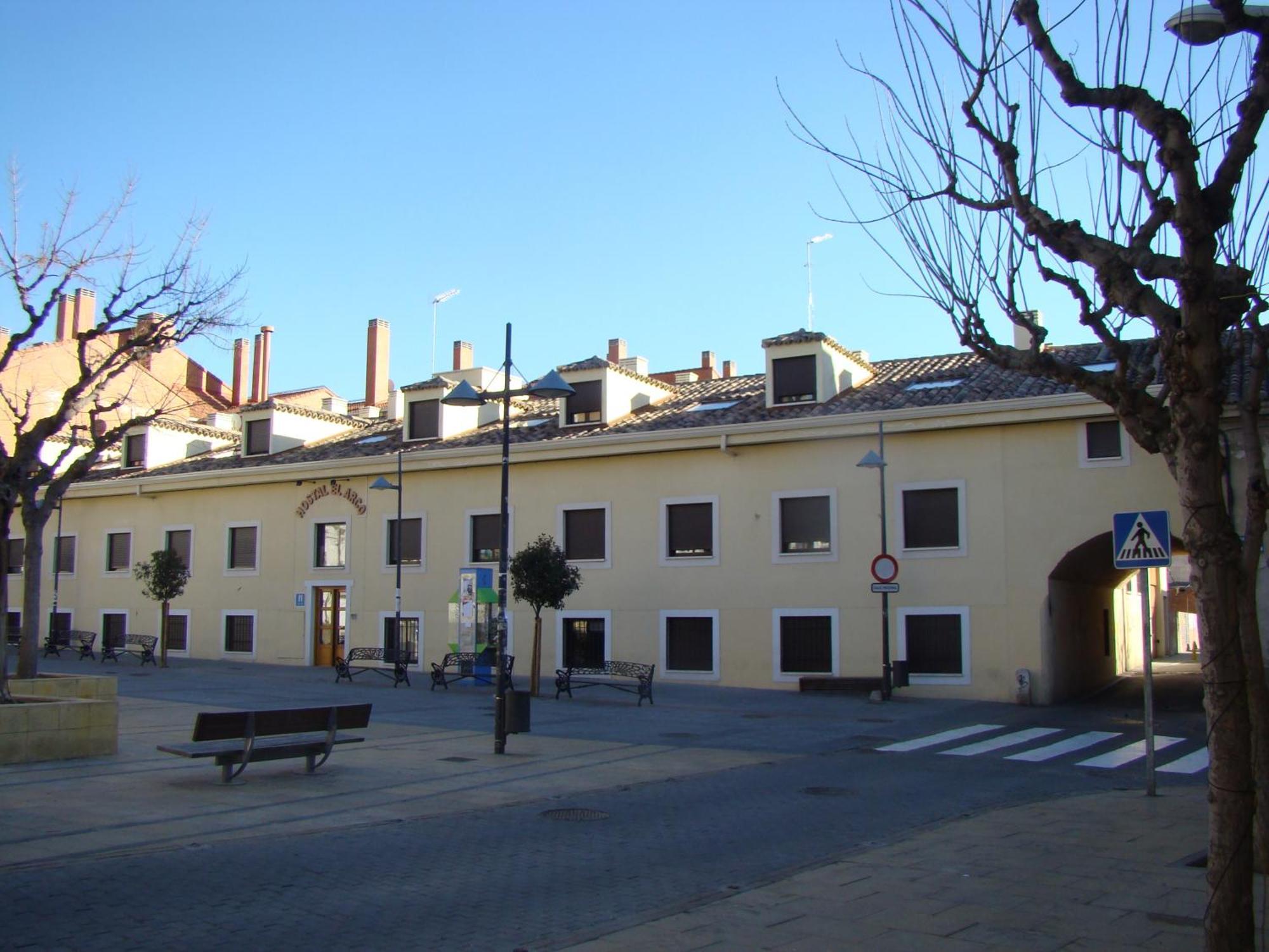 Hostal El Arco Mejorada Del Campo Eksteriør billede