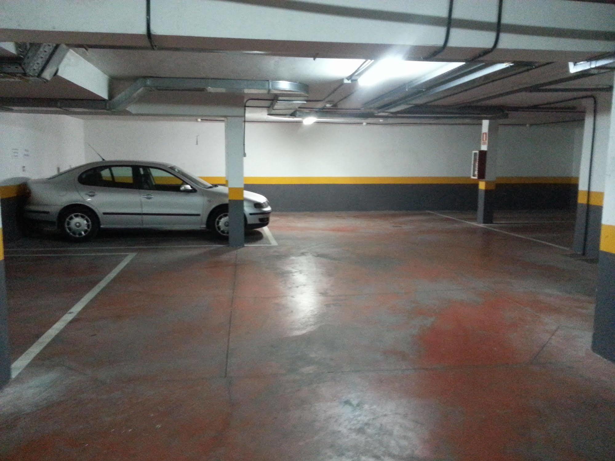 Hostal El Arco Mejorada Del Campo Eksteriør billede